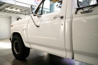 1982 Ford F100 lwb utility - 14