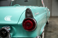 1955 Ford Thunderbird convertible - 21