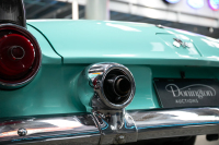 1955 Ford Thunderbird convertible - 25