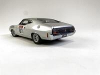 FORD:1:18 scale Ford Falcon racing cars produced by AutoArt. (NB description) - 3