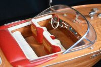 RIVA: A fine model Riva Aquarama model boat, 85cm long - 6