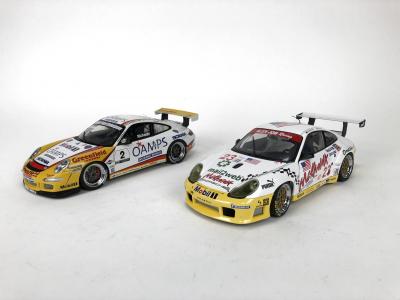 PORSCHE: Pair of 1:18 scale Porsche 911 racing cars produced by AutoArt including Jim Richards Porsche 911. (NB description)