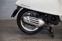 2019 Vespa Primavera 150 - NO RESERVE - 9