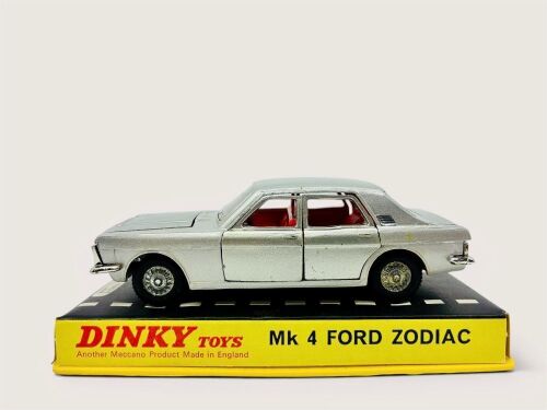 389 · FORD ZODIAC: A 1:43 scale model by Dinky of the Ford Zodiac Mk4 (Dinky No.164) with original packaging [Location: Sydney]