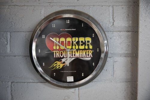 GARAGE SIGNS: Eight garage display items
