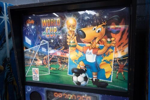 WORLD CUP '94: A World Cup USA 94 pinball machine, made by Bally, appears functional