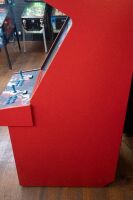 STREET FIGHTER: A c1997 Capcom 'Marvel Super Heroes Vs Street Fighter' LAI dedicated cabinet, 26 inch Nanao monitor, working order - 3