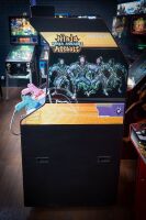 NINJA ASSAULT: A c2000 Namco 'Ninja Assault' machine in dedicated Japanese cabinet, working order - 5