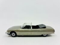 CITRO&Euml;N SM: A 1:43 scale model by Norev Jet-Car of the Citro&euml;n SM Presidentielle (No.838) with original packaging [Location: Sydney] - 3