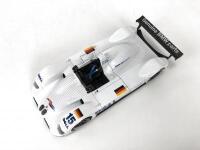 BMW: 1:18 scale 1999 BMW V12 LMR racing car produced by Maisto. (NB description) - 6
