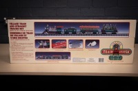 TRAIN SET: A Lemax c1998 Village Train & Straight Tracks Set in original box - 7