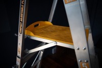 LADDER: A Gorilla Industrial heavy duty platform ladder, 150Kg load capacity, model No.RPL0508-1 - 3
