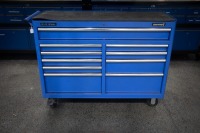 KINCROME: A Kincrome Blue Steel ten drawer tool chest for professional workshops, 100cm high, 131cm wide, 47cm deep