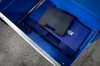 KINCROME: A Kincrome Blue Steel ten drawer tool chest for professional workshops, 100cm high, 131cm wide, 47cm deep - 11
