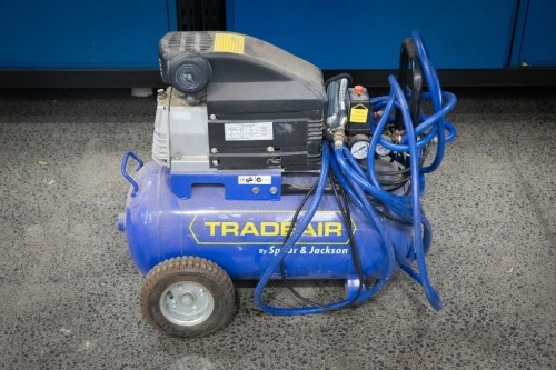 AIR COMPRESSOR: A Spear & Jackson air compressor, model No.TA-TD2540HP, 40 litre tank