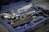 PULLER KIT: An Arx-YC101HM hydraulic & mechanical puller kit, appears complete - 2