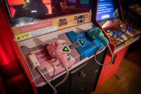 NINJA ASSAULT: A c2000 Namco 'Ninja Assault' machine in dedicated Japanese cabinet, working order - 10