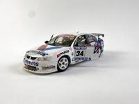 HOLDEN: 1:18 scale Tander & Bargwanna 2000 Bathurst winning Holden Commodore V8 racing car produced by AutoArt. (NB description) - 4