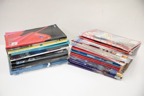 PROGRAMMES: A run of assorted Australian Grand Prix programs, includes most years from 1996 up to 2019, also includes some daily newsletters, press clippings, GP Advantage kits, tickets etc [Location: Melbourne]