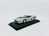 JAGUAR XJ220: A 1:43 scale Jaguar XJ220 by Minichamps with original packaging [Location: Sydney] - 2