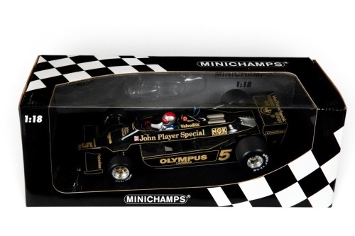 LOTUS: A highly detailed Minichamps 1:18 scale 1978 Lotus 79, 1978 world champion, car #5 driver Mario Andretti in original box [Location: Melbourne]