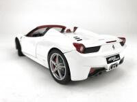 FERRARI: 1:18 scale Ferrari 458 Spider produced by Hotwheels (NB description). - 6