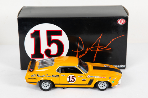 FORD: A Welly 1:18 scale 1970 Boss 302 Ford Mustang, 1970 Trans-Am Champion in original box