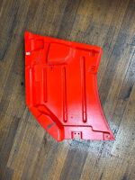 DAYTONA USA: A plastic side panel off a Daytona USA game - 4