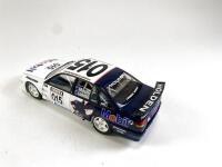 HOLDEN: 1:18 scale Murphy & Lowndes Holden Commodore racing car produced by Classic Carlectables (NB description) - 3