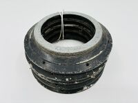FIVE SHORT HUB DISC HOLDERS: To suit 19-inch wheels [Location: Sydney] - 2