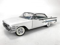 CHEVROLET: 1:18 scale Chevrolet Impala car produced by Franklin Mint. (NB description)
