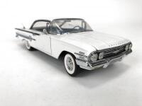 CHEVROLET: 1:18 scale Chevrolet Impala car produced by Franklin Mint. (NB description) - 3