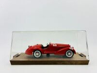 ALFA ROMEO 8C: A 1:43 scale Alfa Romeo 8C 2900 B by Brumm with original packaging [Location: Sydney] - 10