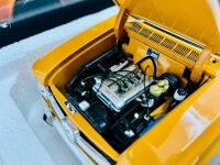 ALFA ROMEO GIULIA: A 1:18 scale 1970 Alfa Romeo Giulia 1300 Super by Minichamps with original packaging [Location: Sydney] - 5