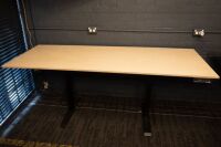 DESK: A large height adjustable work desk, made by Omnidesk, (Model No.20210111-368), 210cm wide, 81cm deep
