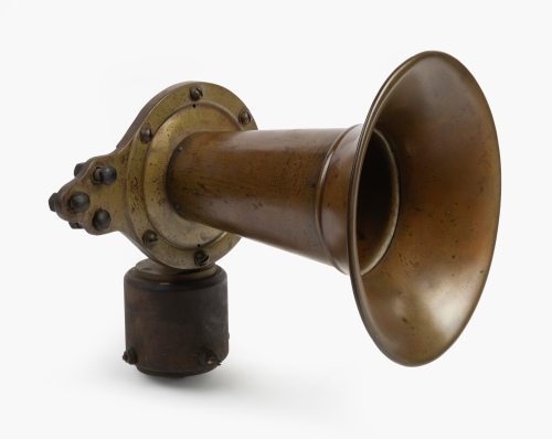 KLAXON HORN: A large Klaxon brass horn, stamped with number '113804' on plate, 30cm long