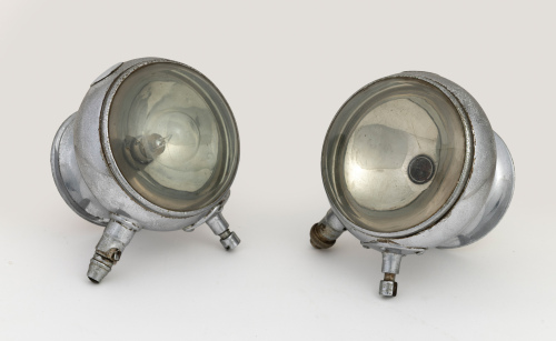 PILLAR LAMPS: Two matching chrome pillar lamps with mirror backing, convex lens width 10cm, mirror lens width 9cm