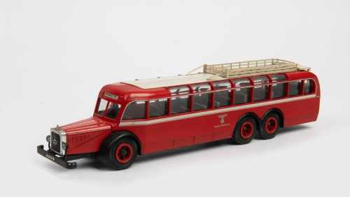 MERCEDES-BENZ: A Conrad 1:43 scale 1938 Mercedes-Benz 10000 long nose Deutsche Reichspost post bus, 31cm long