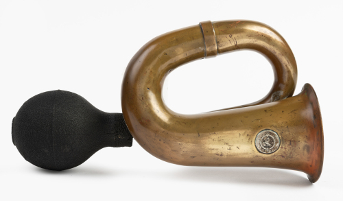 HORN: A Lucas 'King of the Road' No.10 single twist brass horn, 30cm long