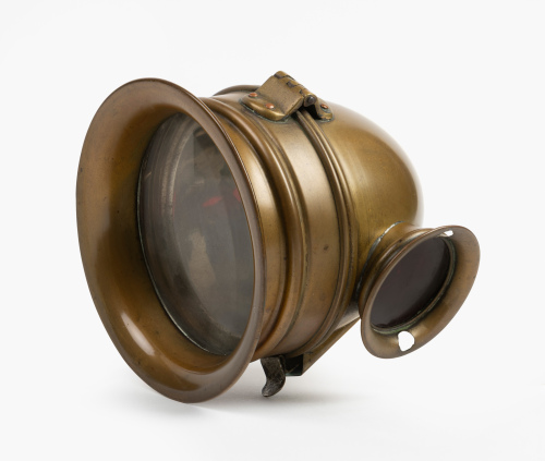 LAMP: A brass either spot or pillar lamp, lens width 9.5cm, 12cm long