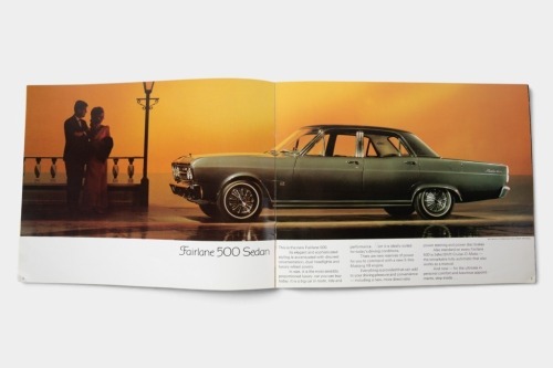 FORD FAIRLANE: A Ford Fairlane sales brochure, a 16 page high quality colour brochure, featuring both Fairlane 500 sedan and Fairlane Custom sedan range
