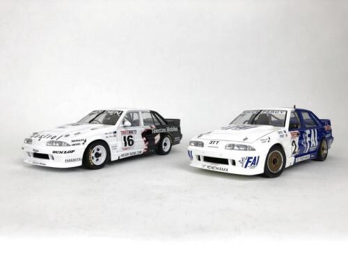 HOLDEN: Pair of 1:18 scale Holden Commodore racing cars produced by Biante. (NB description)