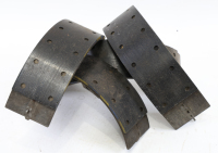 SILVER CLOUD: Four R-R Silver Cloud brake shoes [Location: Melbourne]