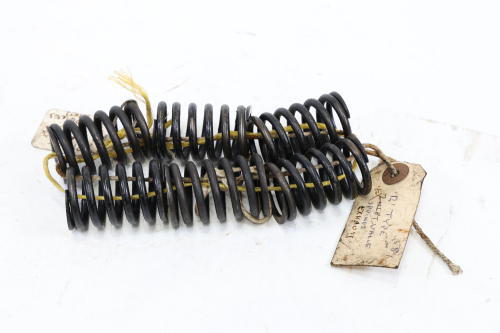 256 · BENTLEY: Six Bentley R-Type valve springs [Location: Melbourne]