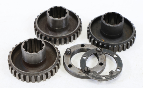 20/25HP: A group of R-R 20/25HP driving dogs & hub parts (P/N G50911A / G57328 / GG57327) [Location: Melbourne]