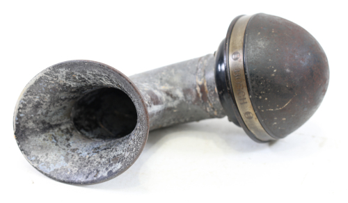 220 · HORN: A Bosch horn model UK6B [Location: Melbourne]