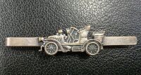 TRAY: An Edwardian sterling silver change tray by Walker & Hall (Hallmarked) along with two nice tiepins [Location: Perth] - 7