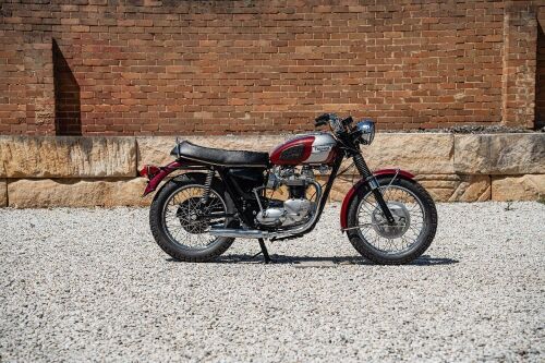 1968 Triumph T120R Bonneville Motorcycle [Location: Sydney]