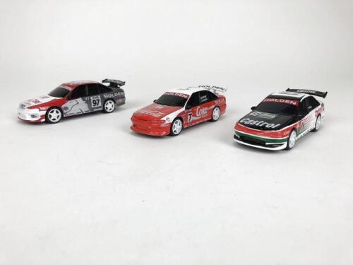 HOLDEN: Group of 1:43 scale Holden Commodore racing cars produced by Classic Carlectables. (NB description)