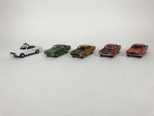 CHRYSLER: Group of 1:43 scale Chrysler Valiant cars produced by Trax. (NB description)